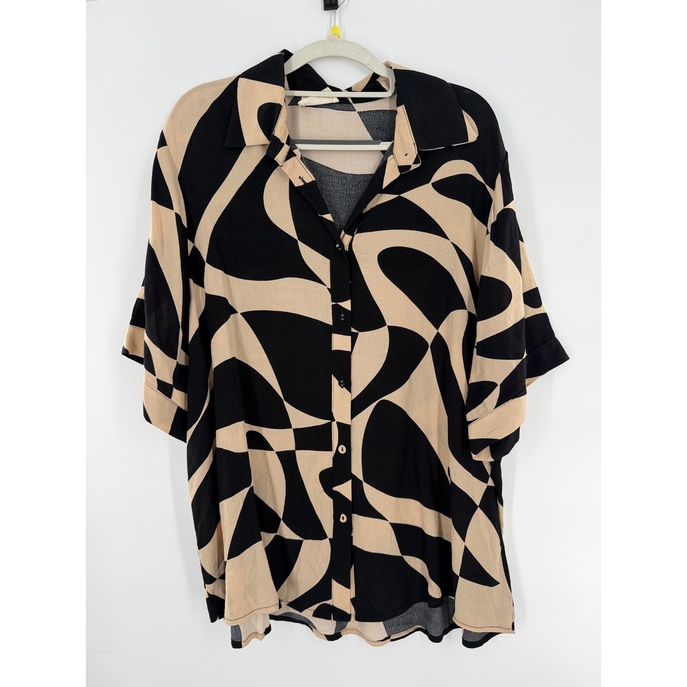 a.ren Womens Abstract Geometric Button Down Shirt Tan Black Short Sleeve M